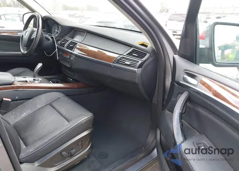 2011 BMW X5 xDrive35D из США, поврежденный, VIN 5UXZW0C54BL655789